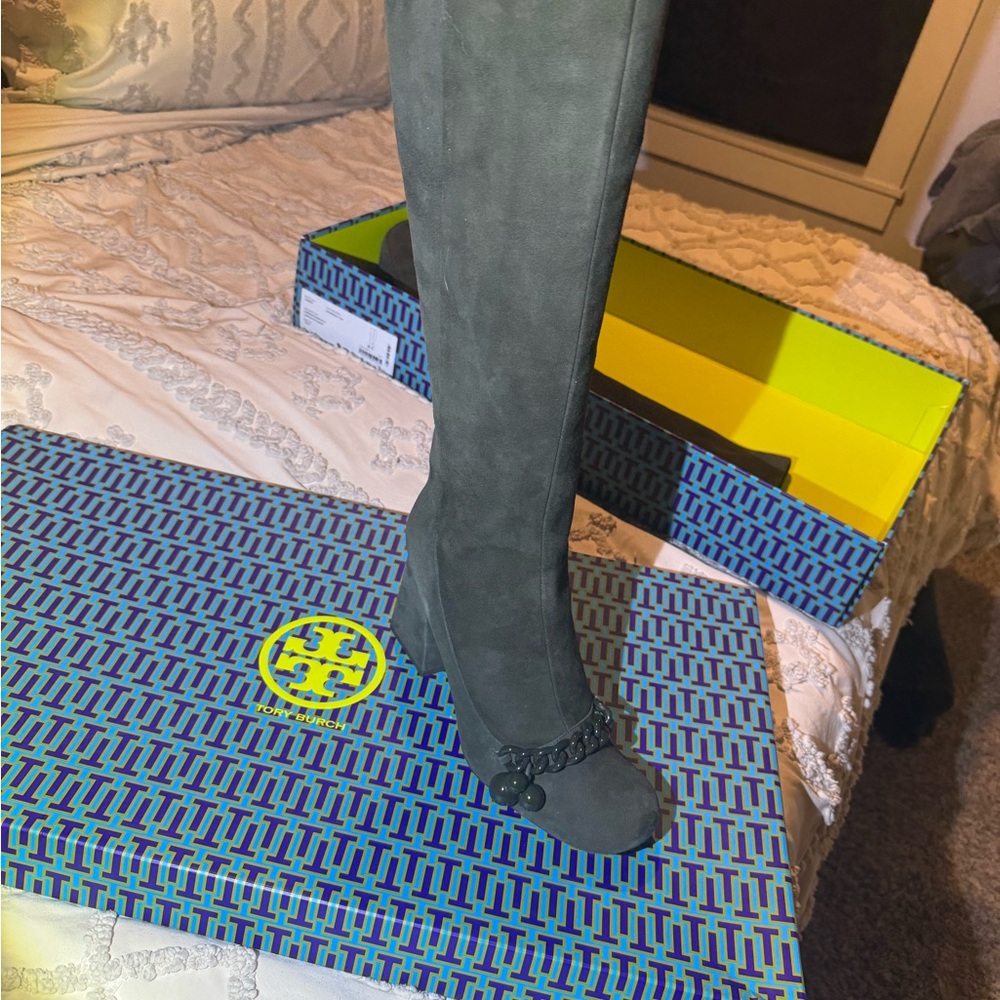 Tory Burch Addison Suede Olive Square Heeled Knee-high Boots with Chain 10.5M - Picture 7 of 15